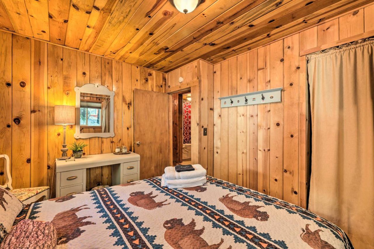 Hébergement de vacances California Retreat With Deck, Fire Pit And Grill! Long Barn